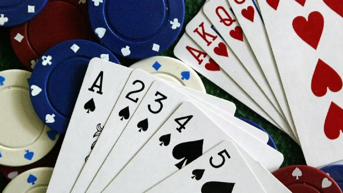Permainan Poker di kasino